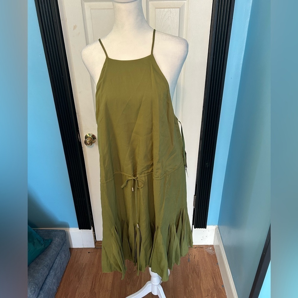 Bebe dress